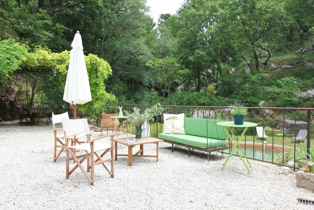 Le Moulin En Provence Panzió Saint-Antonin-sur-Bayon Kültér fotó